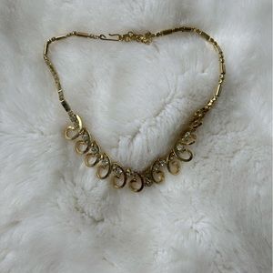 Vintage rhinestone necklace